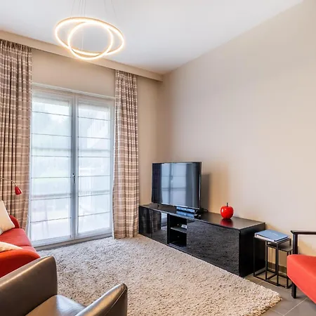 In St-idesbald Near The Beach, Cleaning Included Apartment *